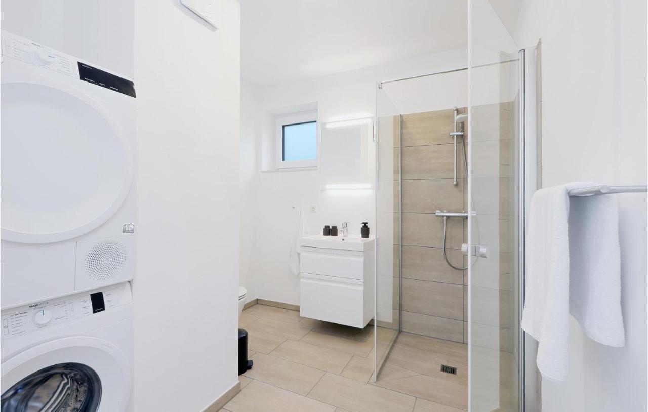 Nice Apartment In Lembruch-Duemmer See With Wifi Kültér fotó